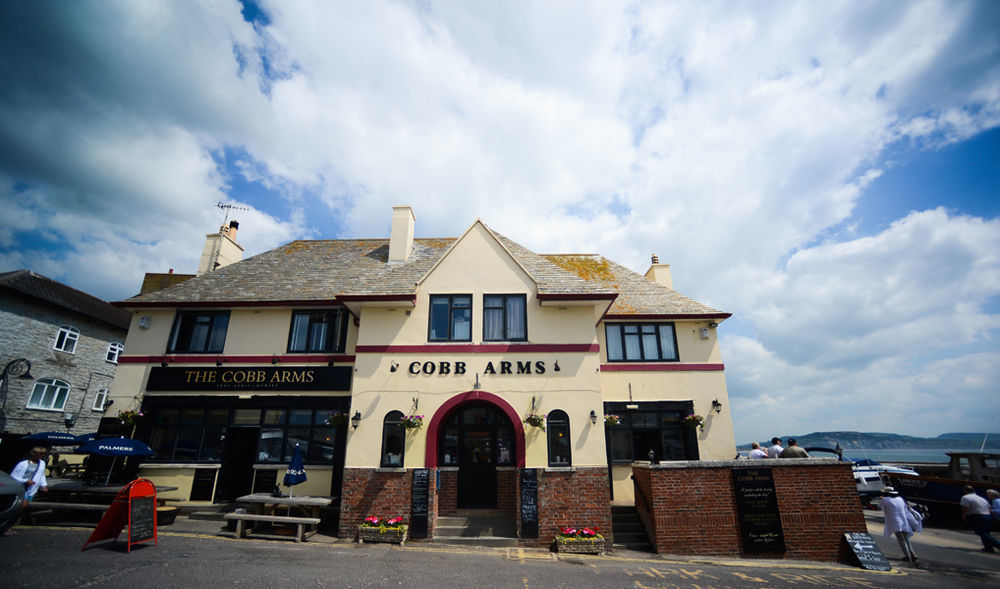 Hotel Cobb Arms à Lyme Regis Extérieur photo