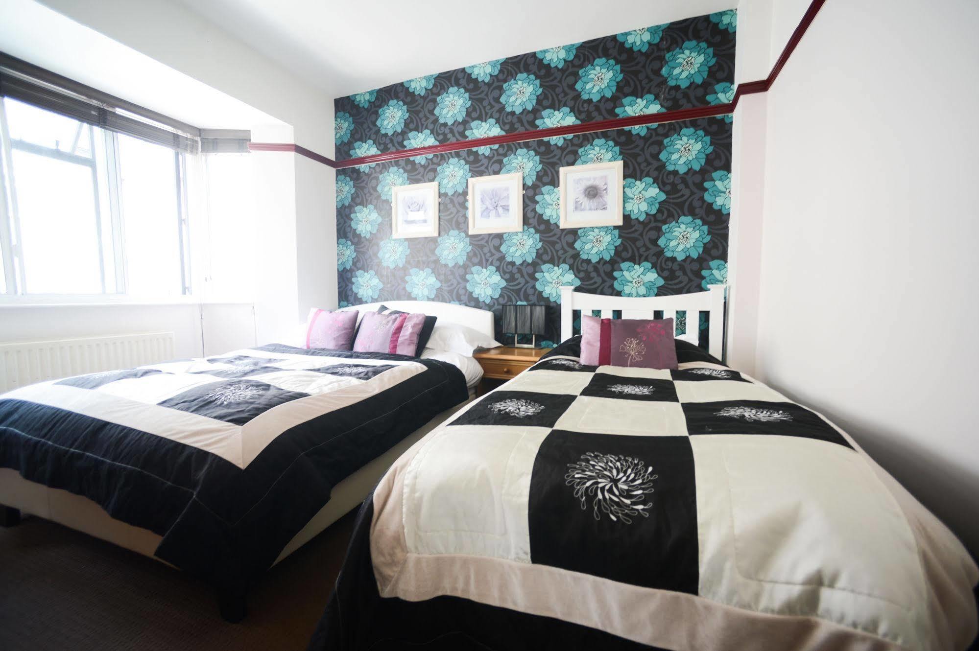 Hotel Cobb Arms à Lyme Regis Extérieur photo